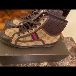 Gucci Sneakers (women’s)